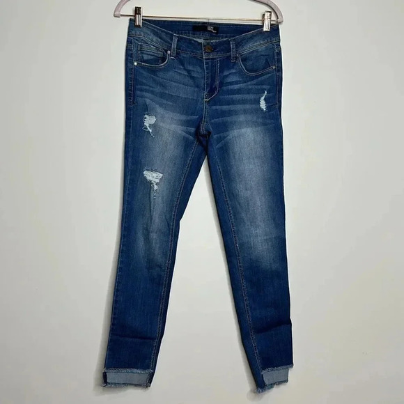 1822 Denim Jeans - Picture 2 of 7